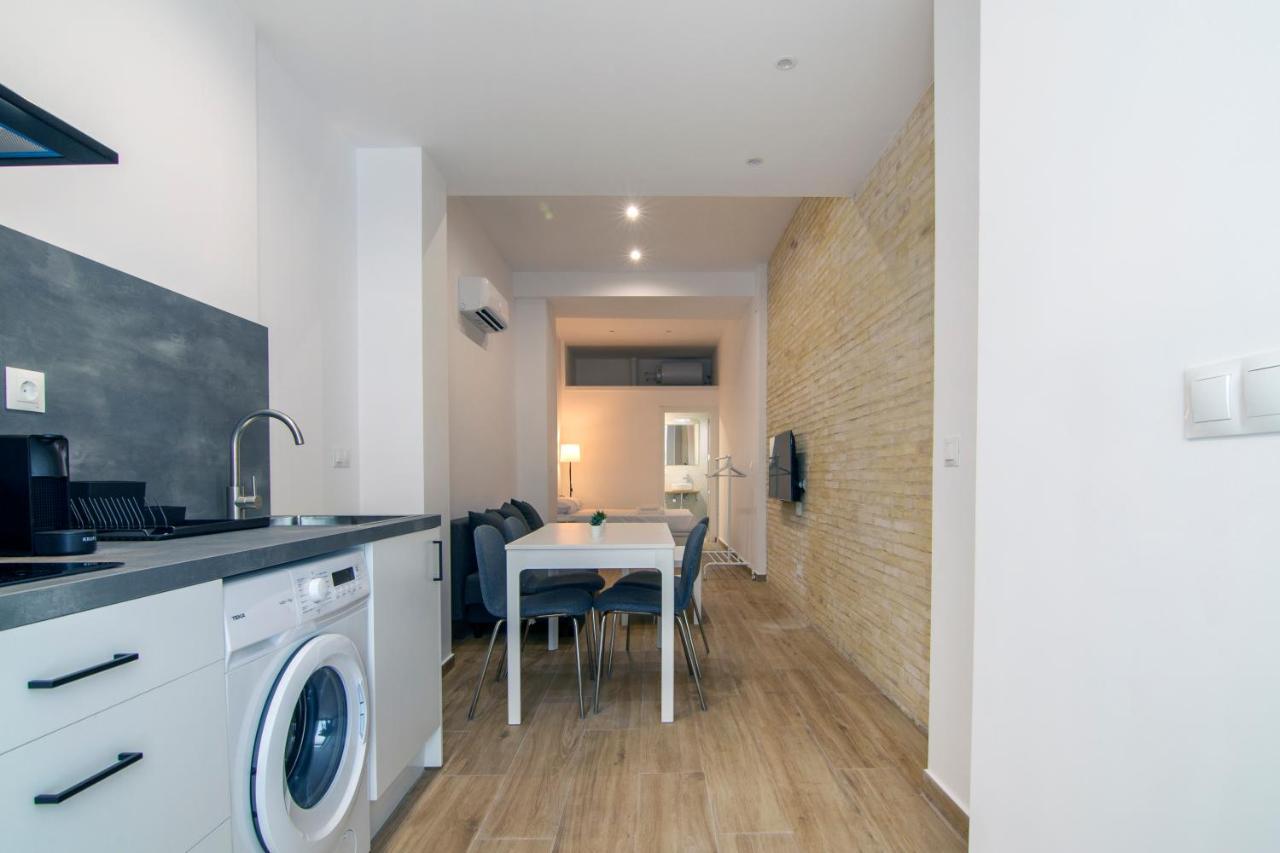 Vlc Host- Fray Pedro Apartment Valencia Exterior photo