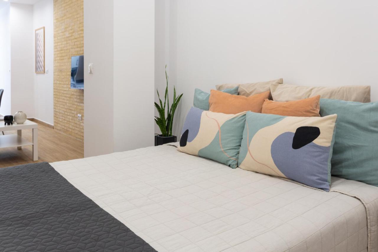 Vlc Host- Fray Pedro Apartment Valencia Exterior photo