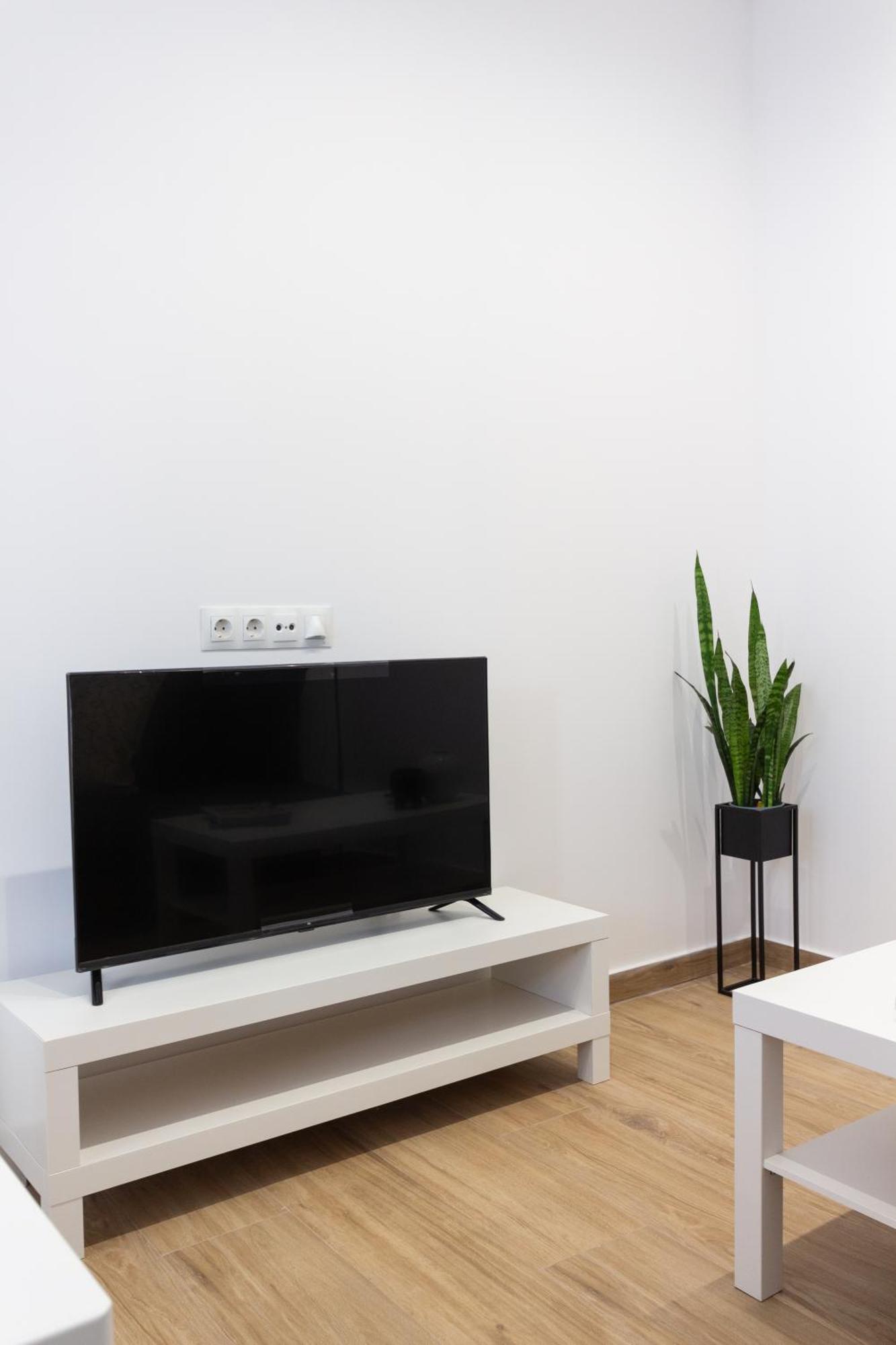Vlc Host- Fray Pedro Apartment Valencia Exterior photo