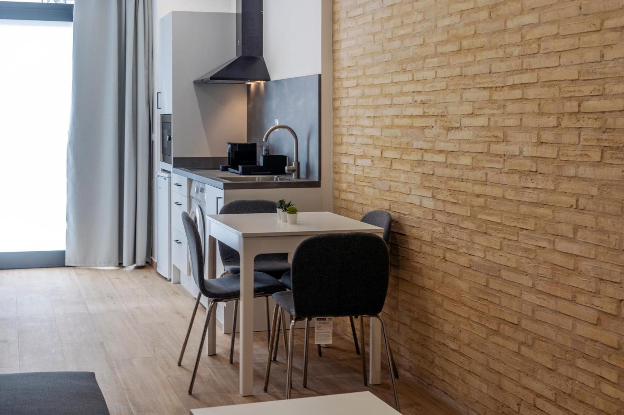 Vlc Host- Fray Pedro Apartment Valencia Exterior photo